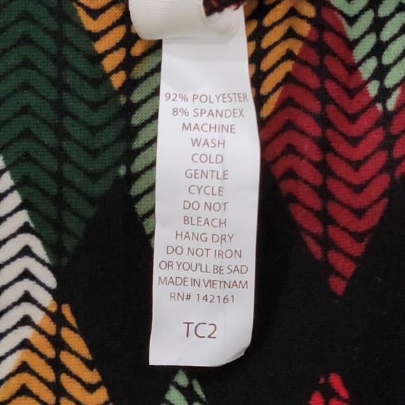 EUC Vintage LuLaRoe Christmas Holiday Leggings w/hidden penguins/trees size TC2 - Picture 4 of 6